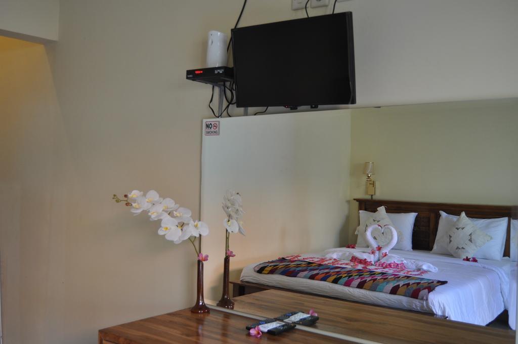 Deva Devi Beach Inn Luxury Batununggul Exterior photo